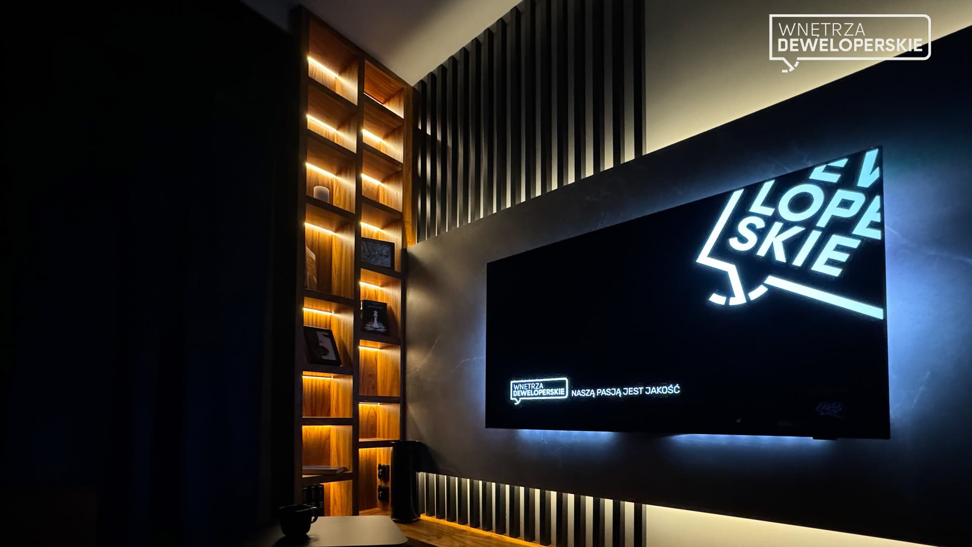 Interior - modern TV lighting